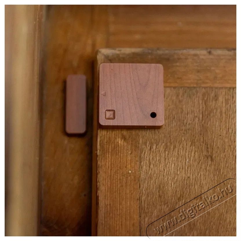 SHELLY Blu, Bluetooth, barna H&aacute;ztart&aacute;s / Otthon / K&uuml;lt&eacute;r - Biztons&aacute;gtechnika - Nyit&aacute;s&eacute;rz&eacute;kelő - 521455