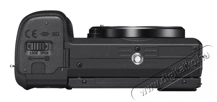 SONY Alpha 6400 + 18-135 mm objekt&iacute;v Fot&oacute;-Vide&oacute; kieg&eacute;sz&iacute;tők - Objekt&iacute;v - Fix f&oacute;kusz&uacute; objekt&iacute;v - 350462