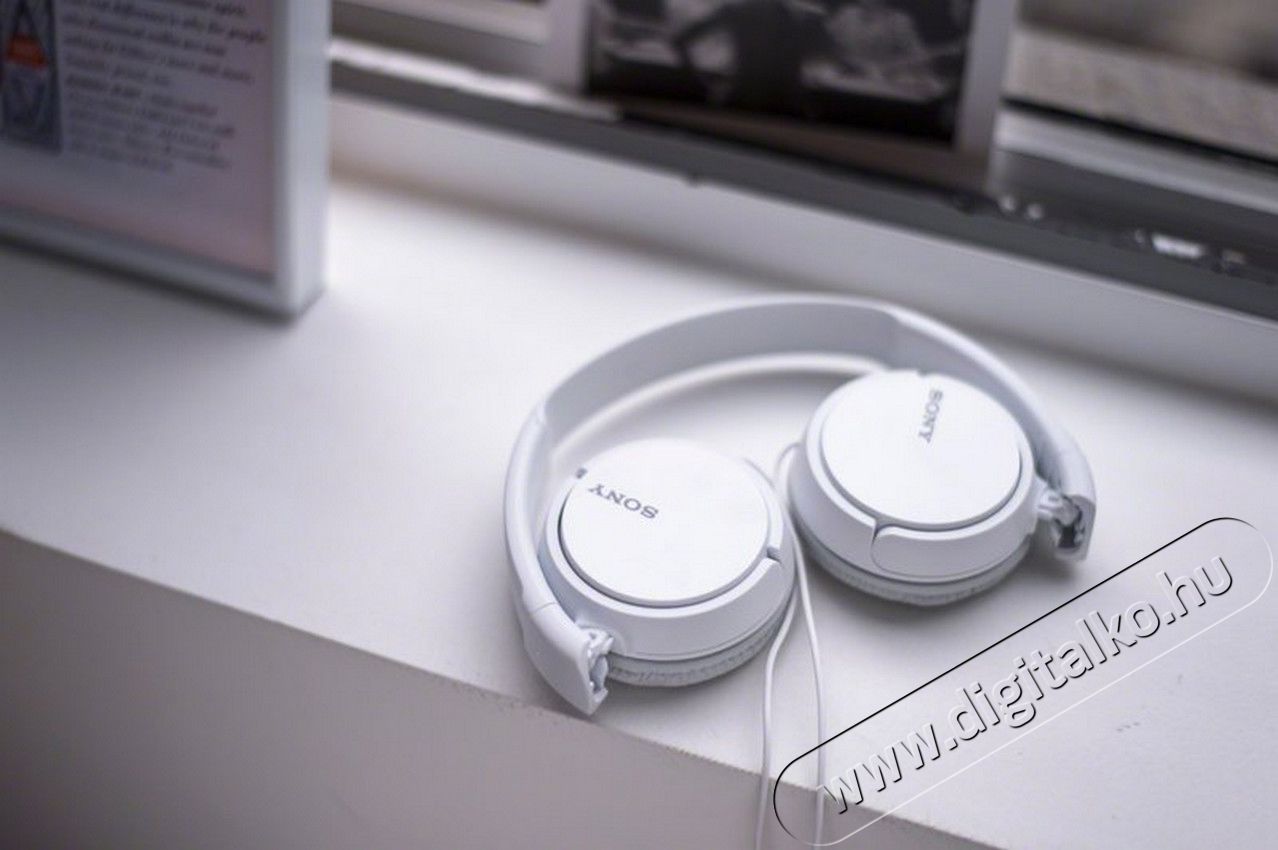 SONY MDR-ZX110APW mikrofonos fejhallgat&oacute; - feh&eacute;r Audio-Video / Hifi / Multim&eacute;dia - F&uuml;l &eacute;s Fejhallgat&oacute;k - Fejhallgat&oacute; mikrofonnal / headset - 297499