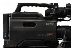 SONY DSR-250P-kamera F&eacute;nyk&eacute;pezőg&eacute;p / kamera - MiniDV / DVCAM kamera - 309