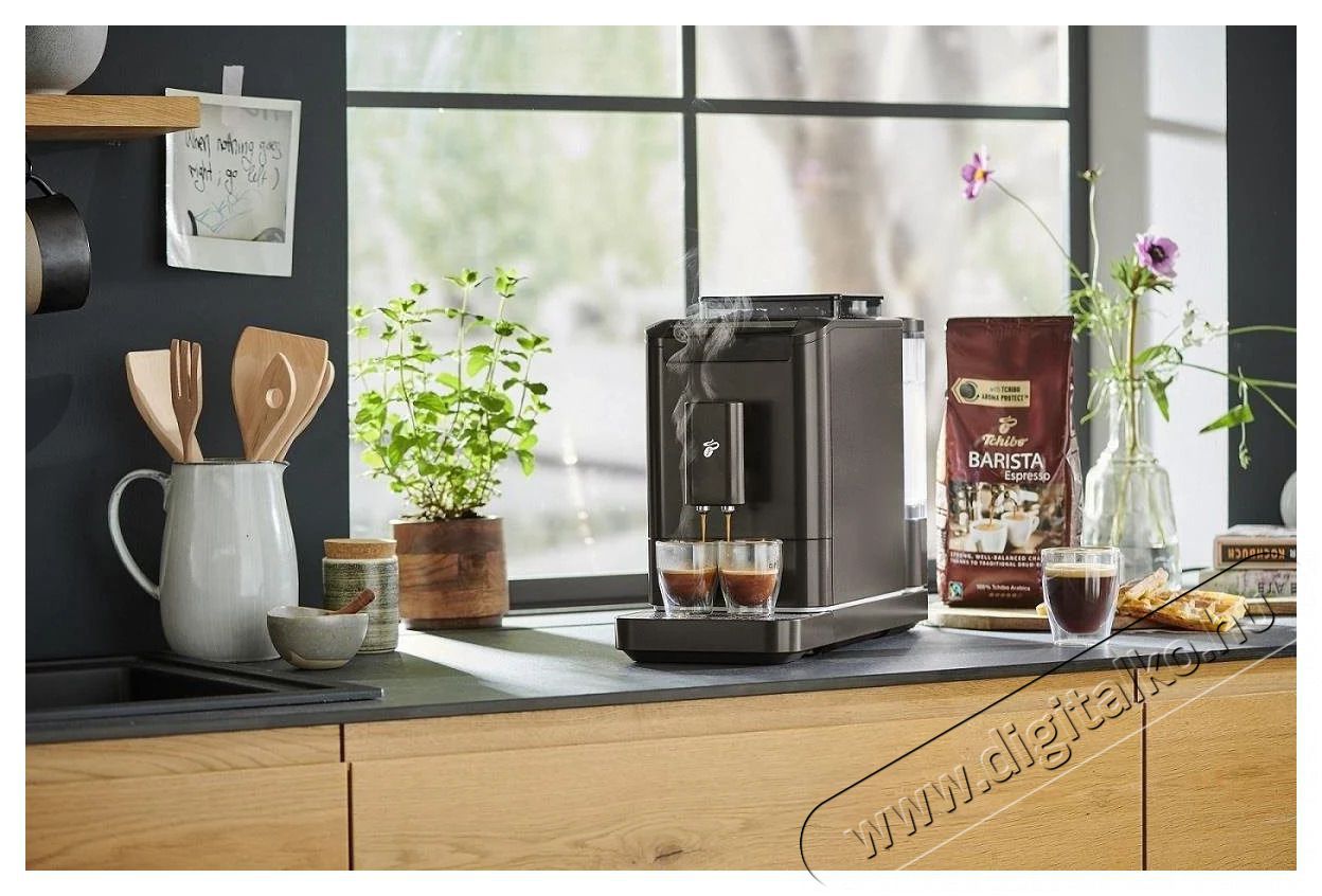 Tchibo Esperto Caff&eacute; 2 Granite Black Automata k&aacute;v&eacute;főző Konyhai term&eacute;kek - K&aacute;v&eacute;főző / k&aacute;v&eacute;&ouml;rlő / kieg&eacute;sz&iacute;tő - Automata k&aacute;v&eacute;főző - 493497