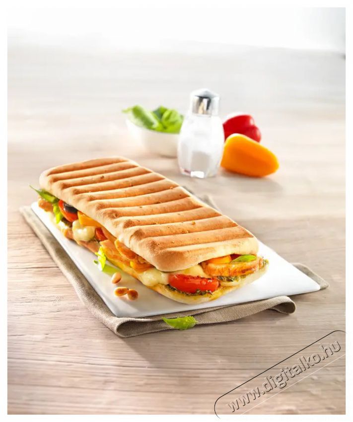 Tefal SW614831 szendvicss&uuml;tő Konyhai term&eacute;kek - Konyhai kisg&eacute;p (s&uuml;t&eacute;s / főz&eacute;s / hűt&eacute;s / &eacute;telk&eacute;sz&iacute;t&eacute;s) - Melegszendvics / gofri s&uuml;tő - 307047