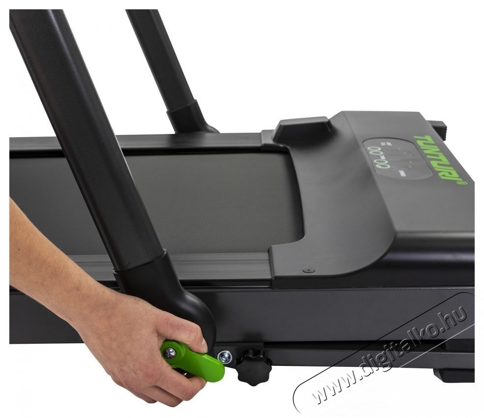 Tunturi  Cardio Fit T10 fut&oacute;pad, 1 LE motor, 1-12 km/h, maxim&aacute;lis felhaszn&aacute;l&oacute;i s&uacute;ly 100 kg H&aacute;ztart&aacute;s / Otthon / K&uuml;lt&eacute;r - J&aacute;t&eacute;k / Sport - Kieg&eacute;sz&iacute;tő - 537520