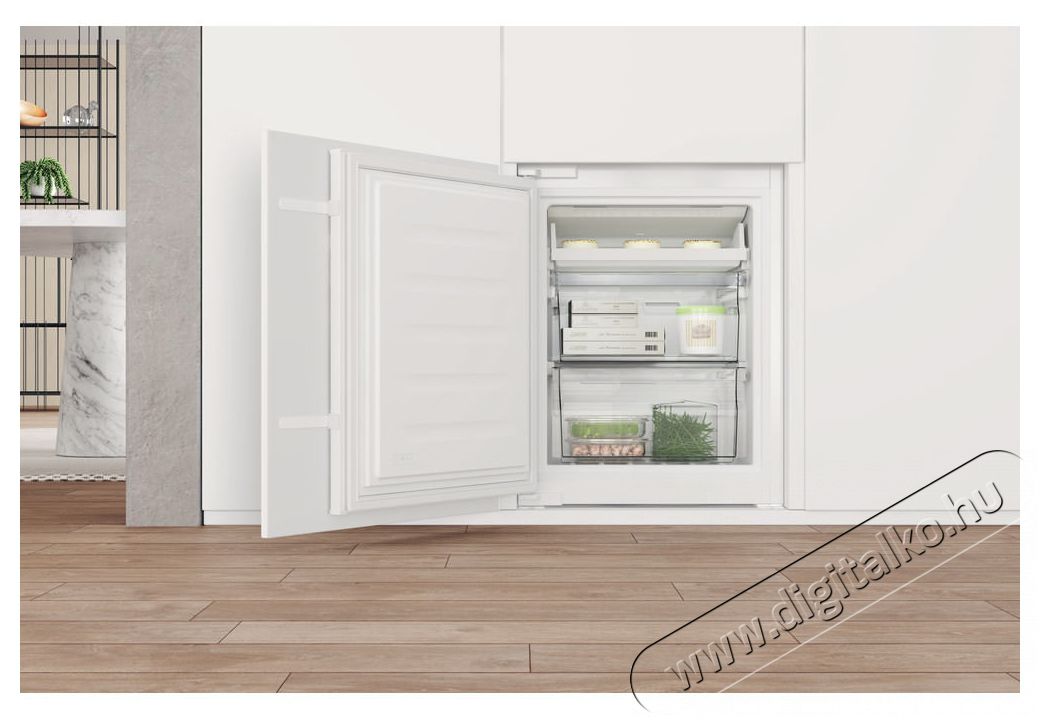 Whirlpool WHC18 T322 HŰTŐ BE&Eacute;P&Iacute;THETŐ ALULFAGYASZT&Oacute;S Konyhai term&eacute;kek - Hűtő, fagyaszt&oacute; (be&eacute;p&iacute;thető) - Alulfagyaszt&oacute;s kombin&aacute;lt hűtő - 372662