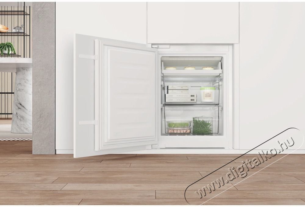 Whirlpool WHC20 T352 HŰTŐ BE&Eacute;P&Iacute;THETŐ ALULFAGYASZT&Oacute;S Konyhai term&eacute;kek - Hűtő, fagyaszt&oacute; (be&eacute;p&iacute;thető) - Alulfagyaszt&oacute;s kombin&aacute;lt hűtő - 373283